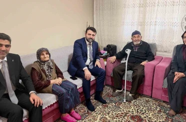 Karabük’te yürek ısıtan ziyaret: Dualar Cumhurbaşkanı Erdoğan için 