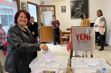 Karaburun Belediye Başkanı İlkay Girgin Erdoğan YENİ Parti’den istifa etti
