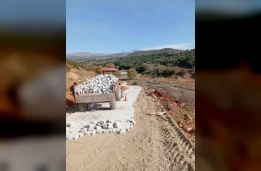 Karacasu Dibekbükü mevkiindeki yol çalışması tamamlandı 