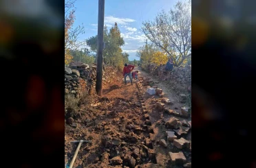 Karacasu Yazır’da yollar bakıma alındı 