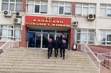 Karacasu’da ruhsatsız silahlar ve tarihi eserler ele geçirildi 