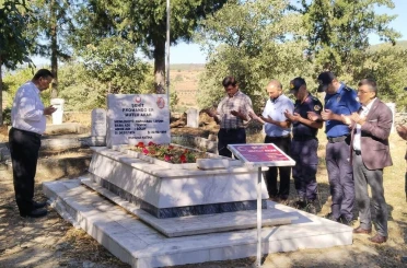 Karacasulu şehit Akar mezarı başında anıldı 