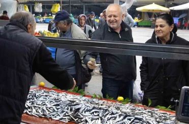 ’Karadeniz fırtınası’ balık tezgahlarını vurdu 