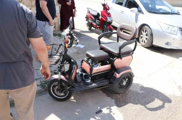 Karaman’da otomobille elektrikli bisiklet çarpıştı: 2 çocuk yaralandı
