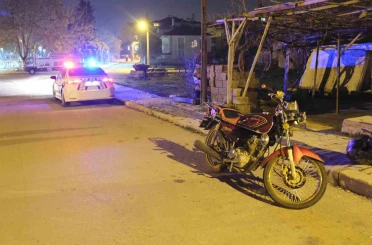 Karaman’da polis ve motosikletli arasında yaşanan kovalamaca film sahnelerini aratmadı 