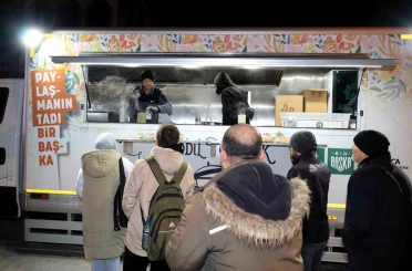Karatay Belediyesi’nin sıcak çorba geleneği devam ediyor 