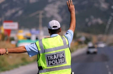 Karayolları duyurdu! Ankara-Konya yolu trafiğe kapatıldı