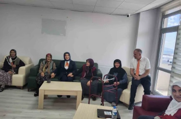 Kars Açık Kapı’dan huzurevi sakinlerine anlamlı ziyaret 