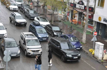 Kars bölgenin araç lideri oldu: Trafikte 55 bin 774 araçla zirveye yerleşti 