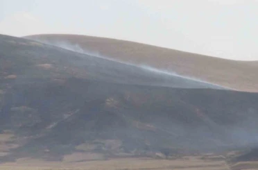 Kars’ta anız yangını 