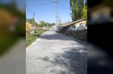 Kars’ta köy yolları yapımı kış öncesi tamamlanıyor 