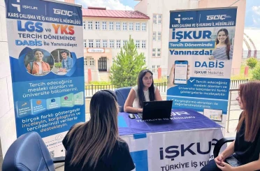 Kars’ta üniversite adaylarına dijital tercih rehberi: İŞKUR’dan DABİS desteği 