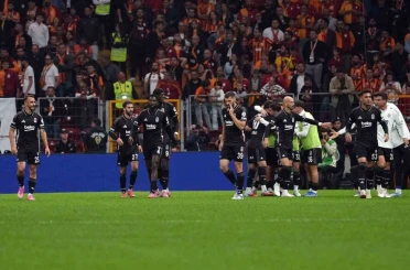 Kartal ilk 15 dakikada uçuyor 