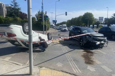 Kartal’da araç takla attı, 4 kişi yaralandı 