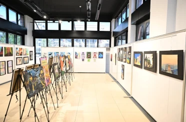 Kartepe’de lise öğrencilerinden "Gençlerin Renkleri" resim sergisi 