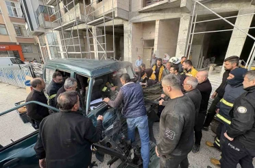 Kastamonu’da ekmek taşıyan fırın araçları çarpıştı: 3 yaralı 