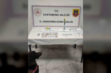 Kastamonu’da uyuşturucu operasyonu: 4 gözaltı 
