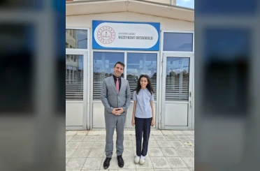 Kastamonulu öğrenci yazdığı şiirle Türkiye birincisi oldu 