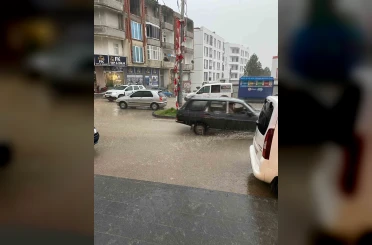 Kavak’ta sağanak yağış 