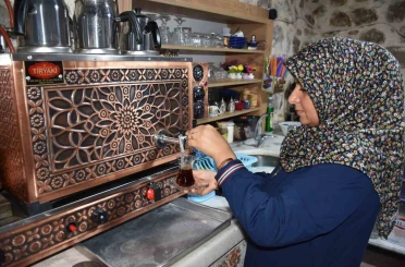 Kayınbabasından kalan 450 yıllık tarihi evi işletmeye çevirdi 
