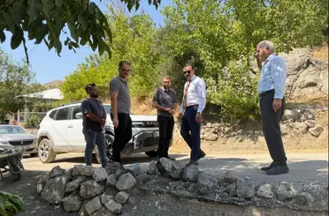 Kaymakam Pelvan köy yollarını asfalt çalışması öncesi inceledi
