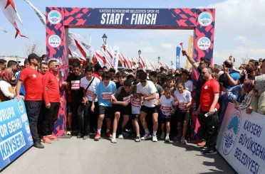 Kayseri Büyükşehir’in madalya avcısı sporcularından 8 ayda 393 madalya