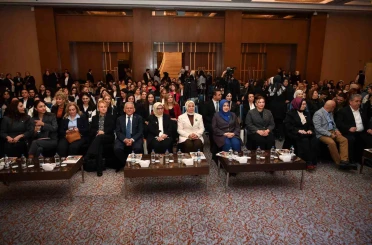 Kayseri; ’Üreten, Yöneten, Dönüştüren Kadınlarımızla Ekonomi Buluşmaları’na ev sahipliği yaptı 