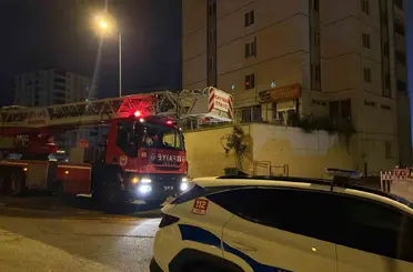 Kayseri’de 10 katlı binada yangın paniği

