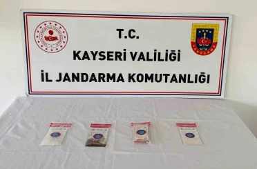 Kayseri’de 15 yıl kesinleşmiş hapsi bulunan uyuşturucu taciri yakalandı 