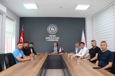 Kayseri’de kayak sporunun geleceği masaya yatırıldı 