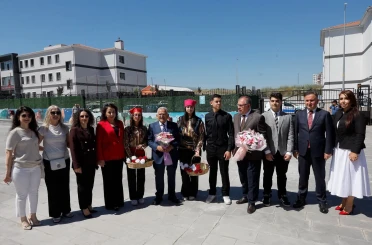 Kayseri’de protokol, öğrencilerin karne heyecanına ortak oldu 