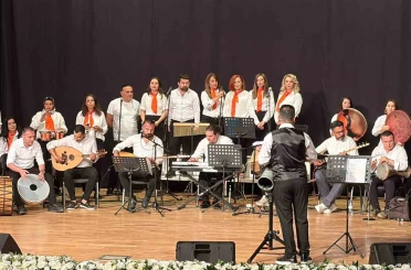 Kayseri’de talasemi hastaları ve aileler konserde moral buldu 