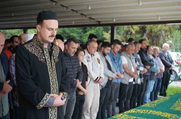 Kayseri’deki feci kazada hayatını kaybeden intern doktor Sakarya’da defnedildi 