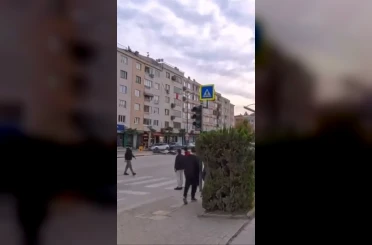 Kaza anı kask kamerasına yansıdı 
