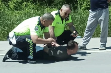 Kaza sonrası kaçan alkollü sürücü kovalamacada yakalandı: 342 bin 719 lira para cezası yazıldı 