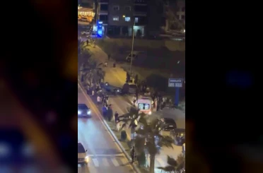 Kaza yapan araçtaki 3 kişi kaçtı, kısa sürede polise yakalandı 
