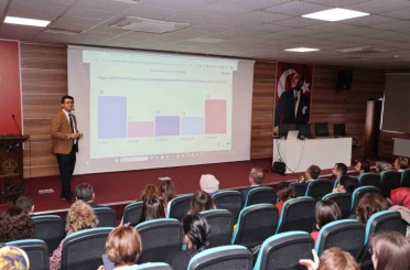 KBÜ’den öğretmenlere "Yapay Zekâ ile Yabancı Dil Öğretimi" semineri 