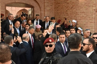 KDP lideri Mesut Barzani, Cizre’de tarihi mekanları gezdi 