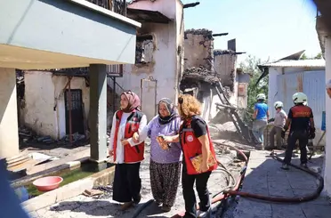 Kemaliye’deki yangından etkilenen vatandaşlara psikososyal destek
