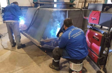 Kepez Belediyesi’nde Kurban Bayramı öncesi çöp konteyneri seferberliği 