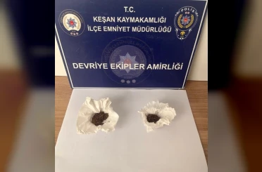 Keşan’da polisin durdurduğu 5 şüpheliden uyuşturucu madde ele geçirildi 
