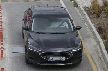 KHK ile ihraç olan şahsa belediye araç vermiş: Otomobil aile aracı gibi olmuş 