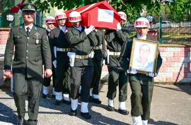 Kıbrıs Gazisi son yolculuğuna uğurlandı 