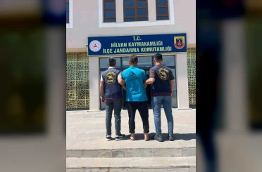 Kılık değiştirerek saklanan cinayet zanlısı yakalandı 