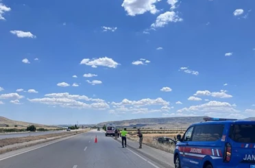 Kilis’te feci kaza: Otomobil şarampole devrildi, 2 yaralı 