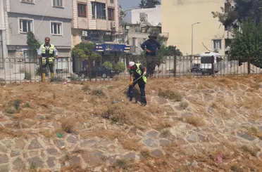Kilis’te Kanalboyu’nda temizlik çalışmaları sürüyor
