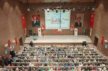 Kırıkhan’da "Peygamberimiz ve Güzel Ahlak" konferansı düzenlendi
