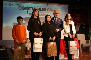Kırıkkale’de 24 Kasım Öğretmenler Günü kutlandı 