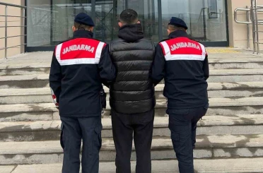 Kırıkkale’de dolandırıcılıktan aranan hükümlü jandarma tarafından yakalandı 