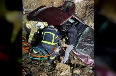 Kırıkkale’de otomobil şarampole devrildi: 4 yaralı 